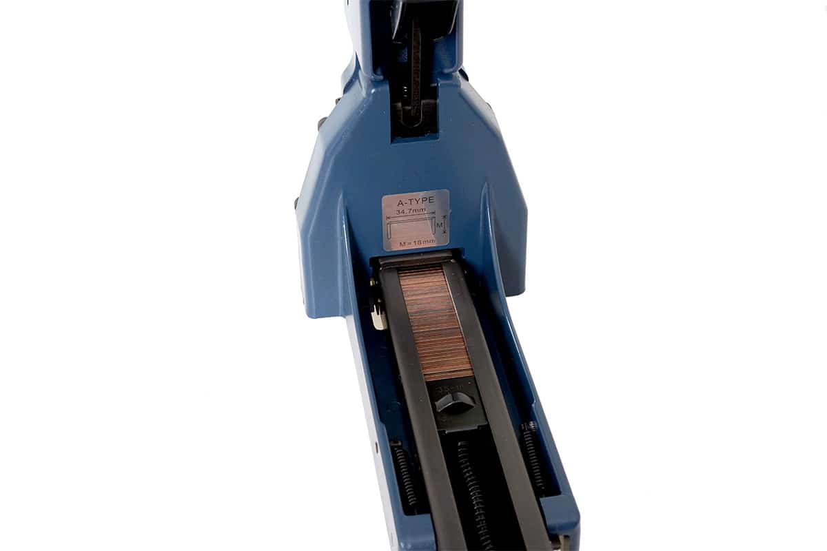 Handbetriebener Kartonhefter HB-18 (22-35 und 18-22mm)