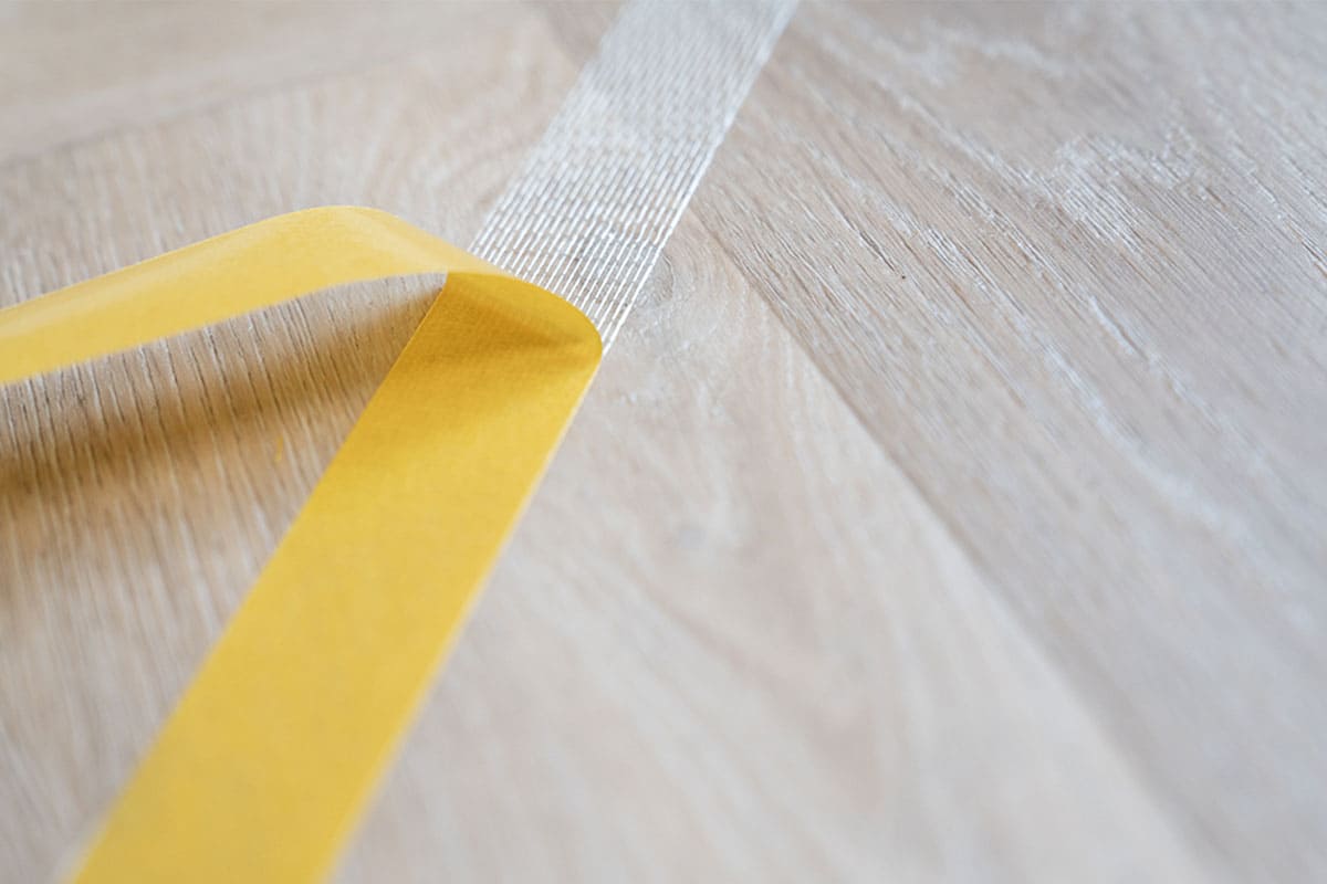 Doppelseitiges Leinenklebeband - 50mm x 25m