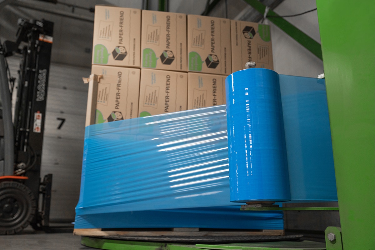 Maschinenwickelfolie Blau - 50cm x 1580m x 20my x 150% (pro Kilo)