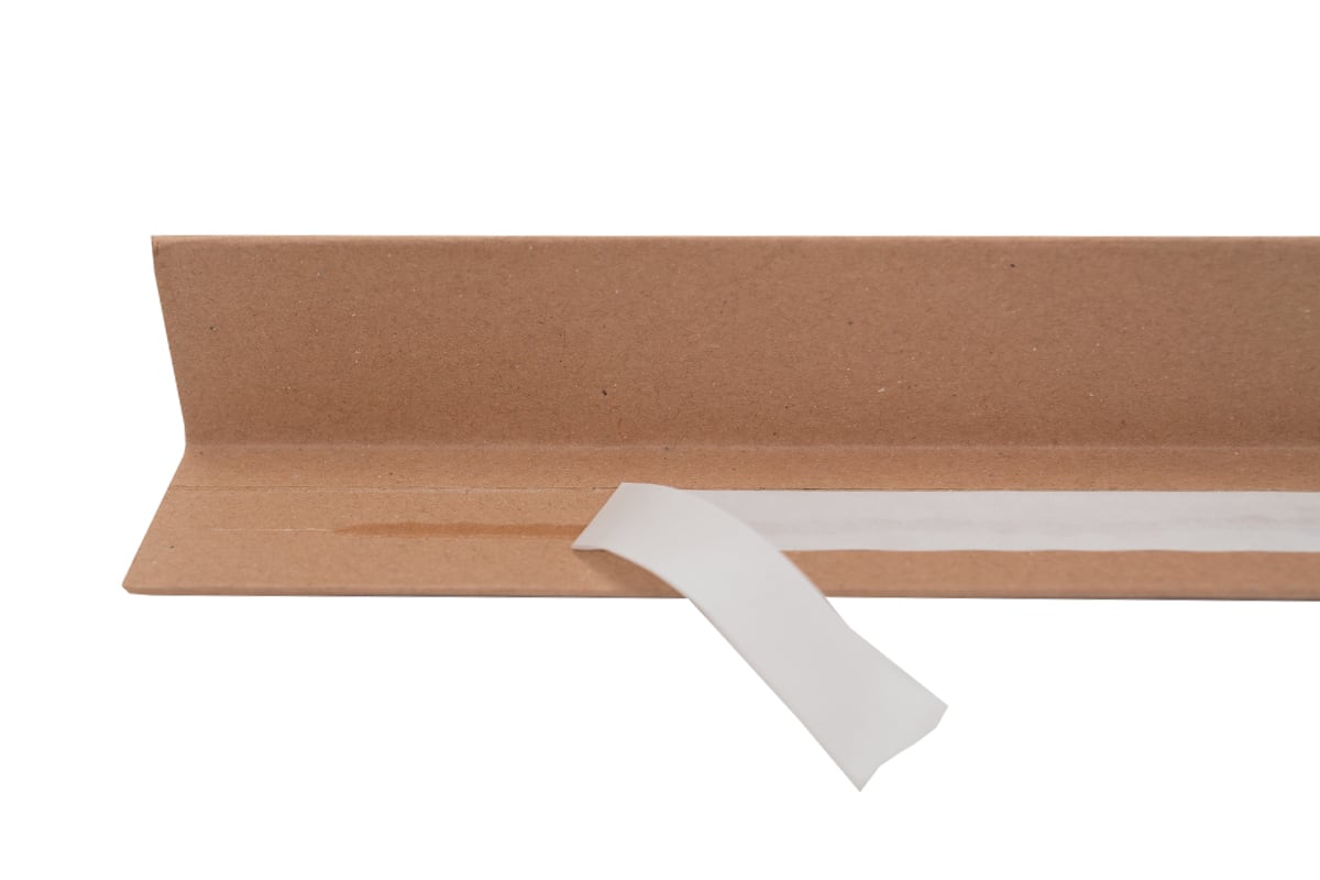 Selbstklebende Karton Kantenschutz - 50 x 50 x 1000 x 3mm